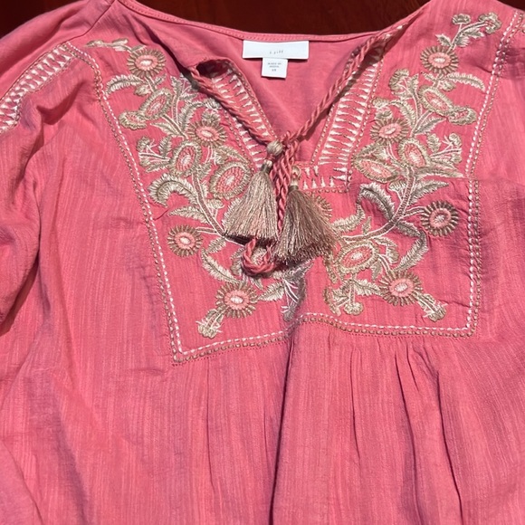 Jjill Long Sleeve Embroidered Front Peasant Top. XS. Cotton/modal . EUC - Picture 4 of 6
